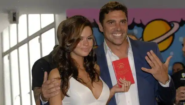 Otro golpe para Matías Alé: ¿su mujer le fue infiel?