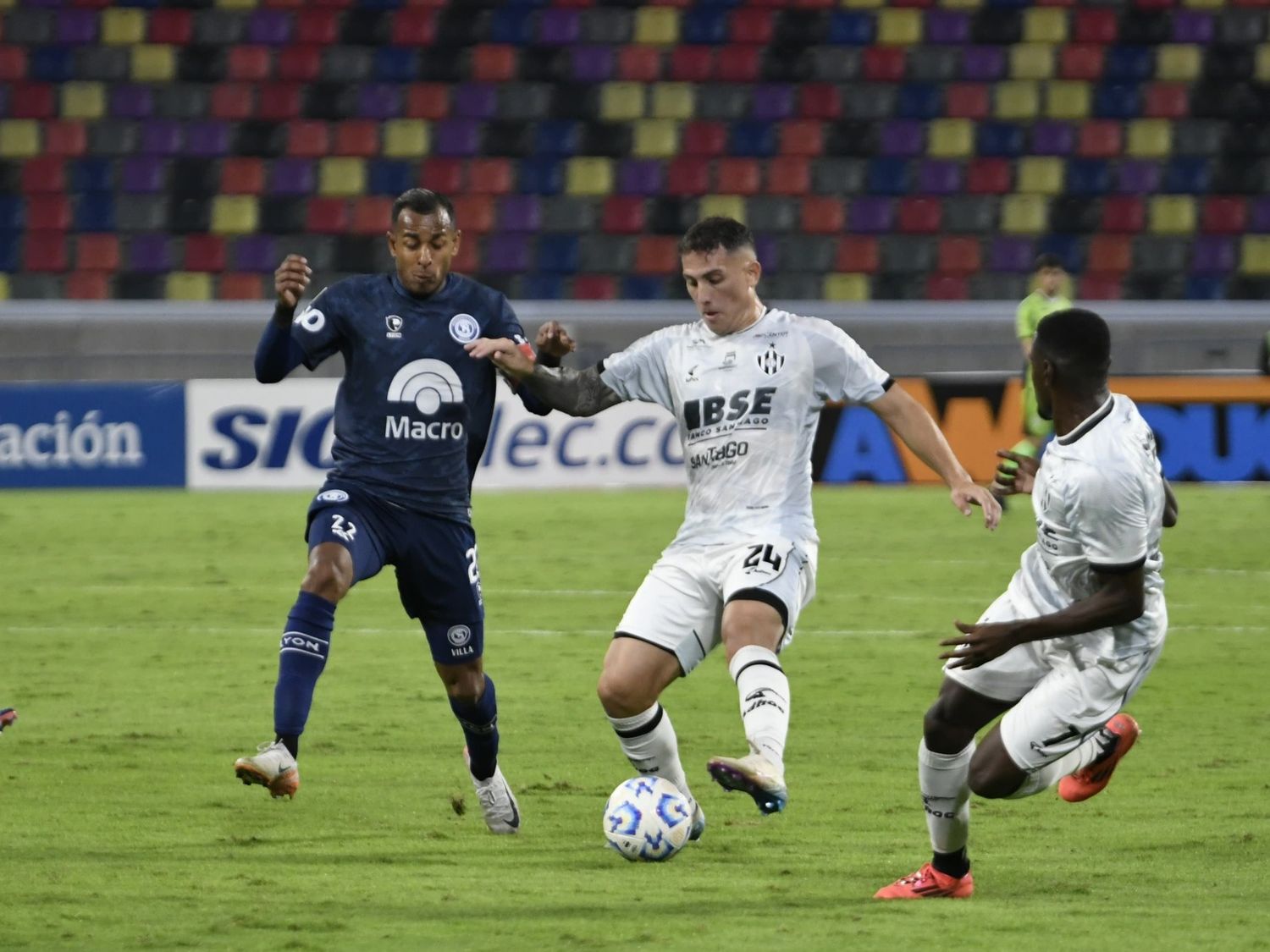Independiente Rivadavia, clasificado