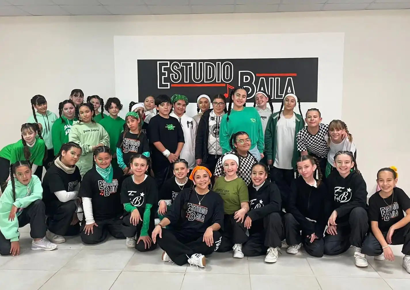 “Estudio Baila” realizará una muestra a beneficio del Teatro Italia
