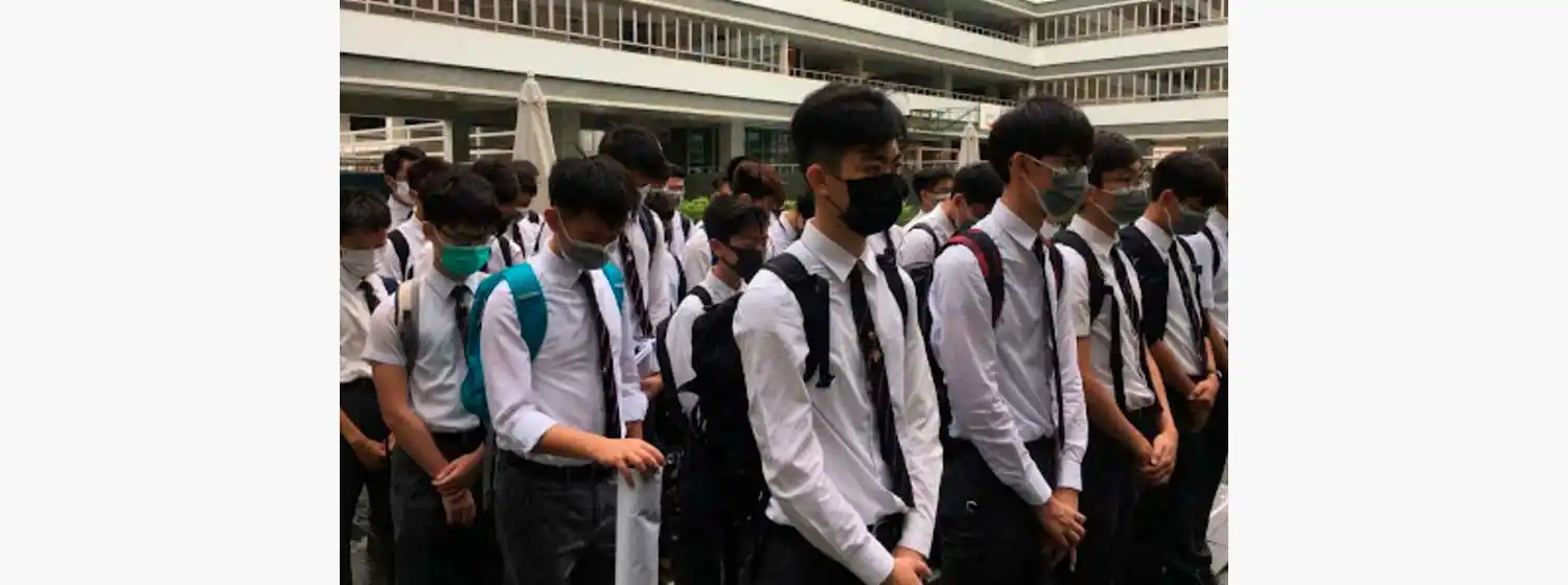 Hong Kong reporta 19 casos de coronavirus en su primer día de vuelta a las restricciones