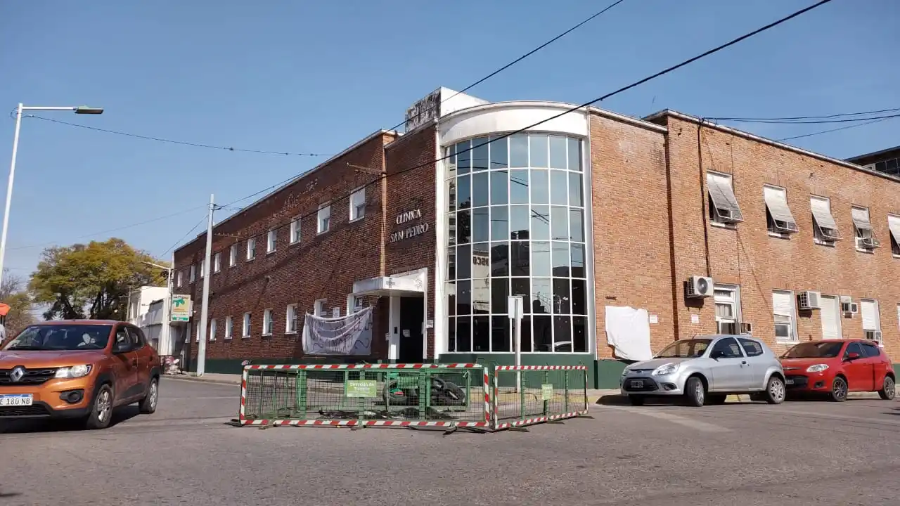 Clínica San Pedro: pagaron los sueldos y aseguran que abren “policonsultorios” el miércoles