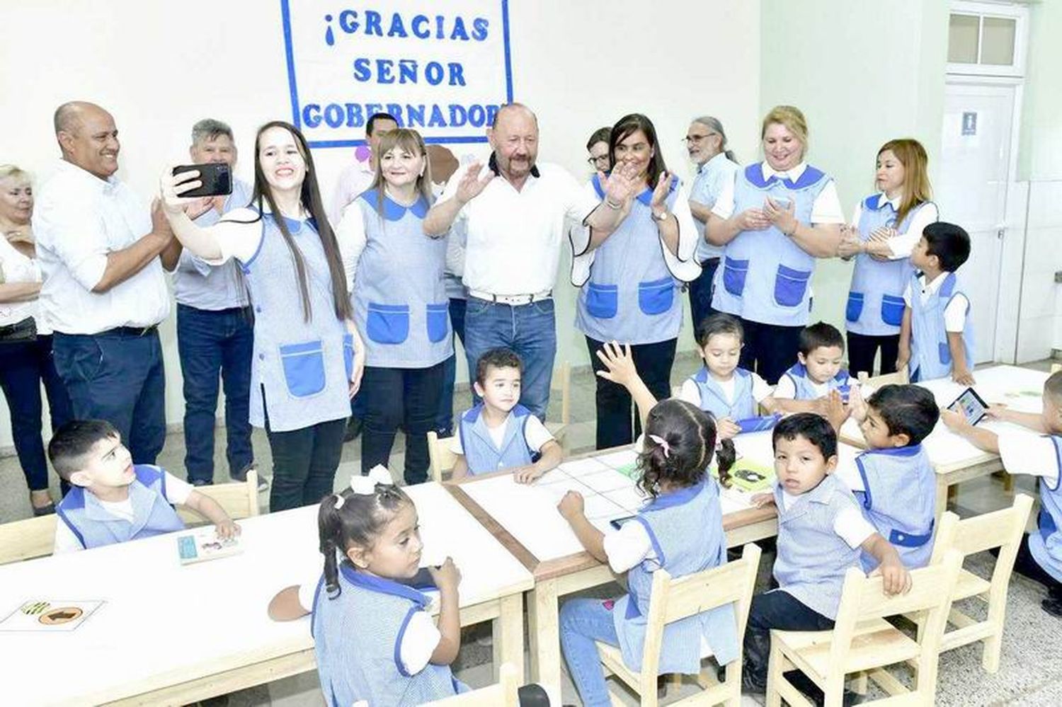 “Insfrán es el único que puede hacer esto en los
tiempos difíciles que esta viviendo la Argentina”