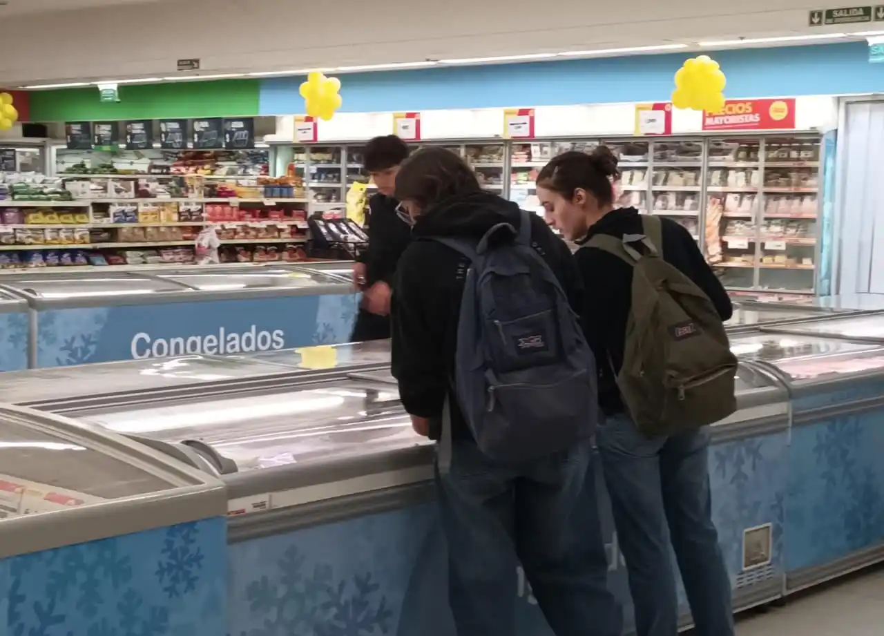 CONSUMO COMPRAS SUPERMERCADOS - 2