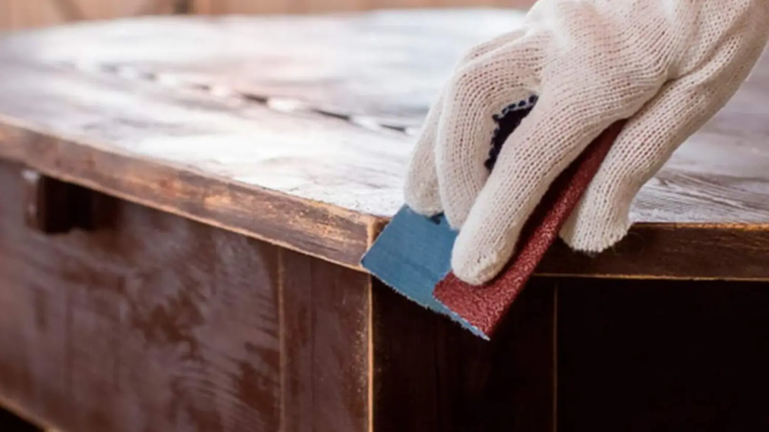 Nuevo curso de restauración de muebles.