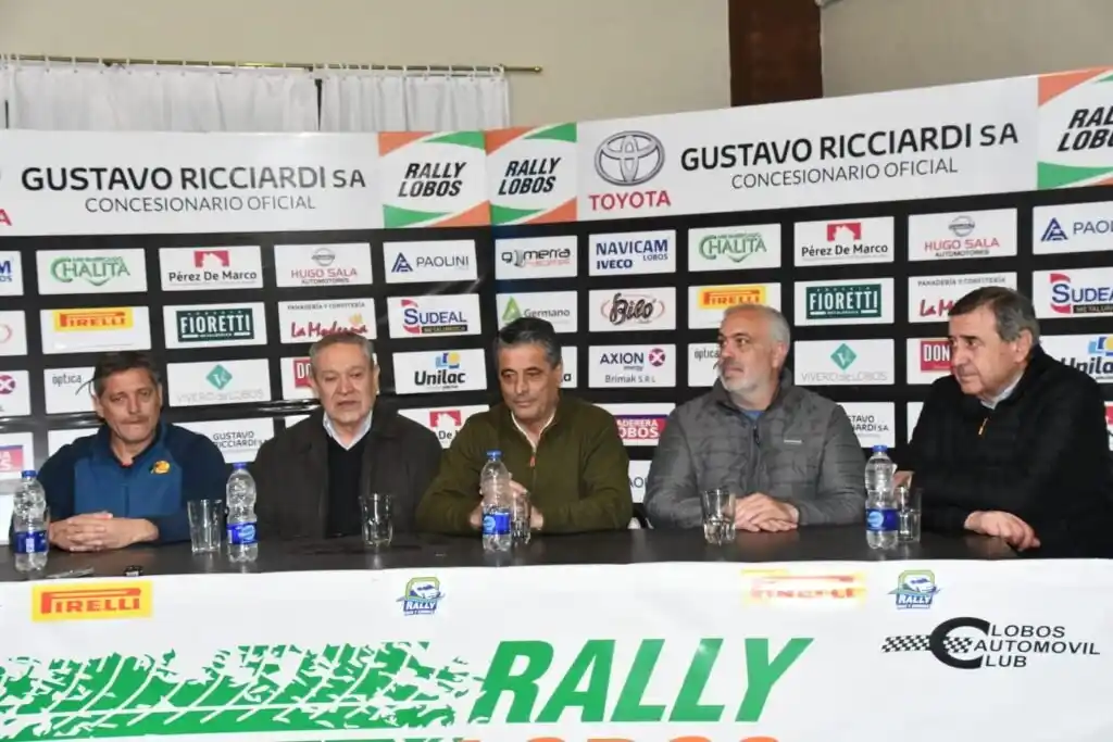 Primera visita del Rally Mar y Sierras en Lobos