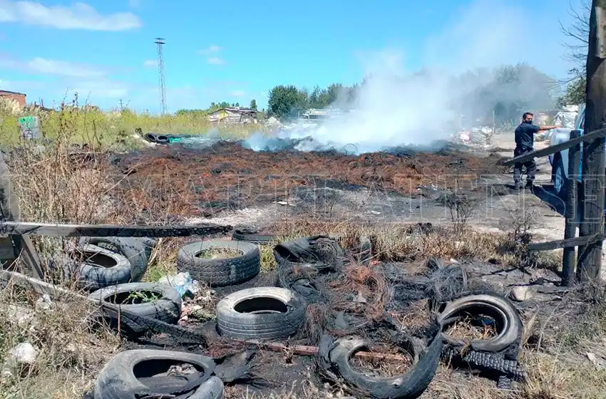 Volvió a generarse un foco de incendio en un baldío detrás del CEMA