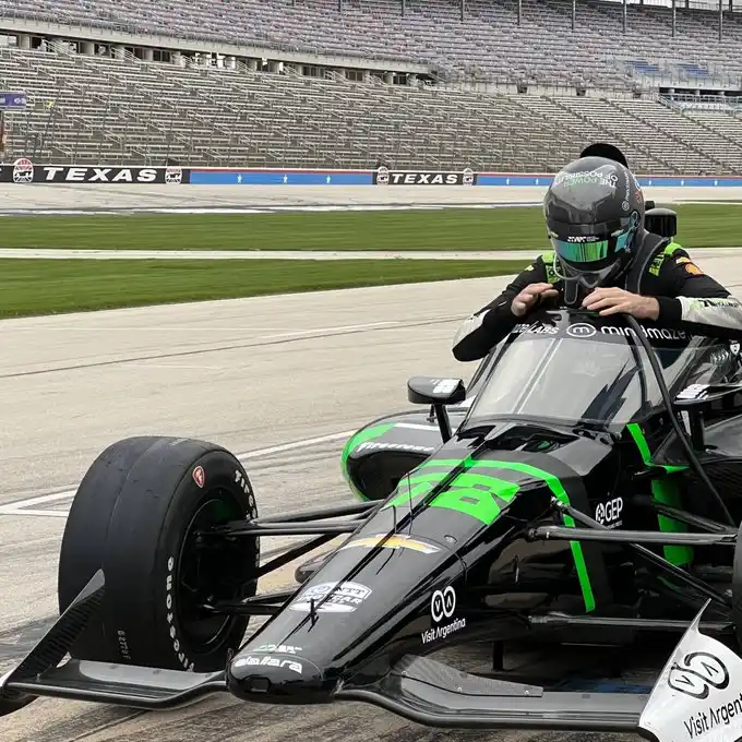 Canapino prueba en Texas