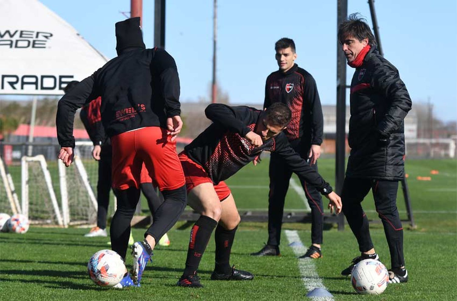 Pese a la derrota con el Halcón, Sanguinetti repetirá el mismo equipo para visitar al puntero Atlético Tucumán