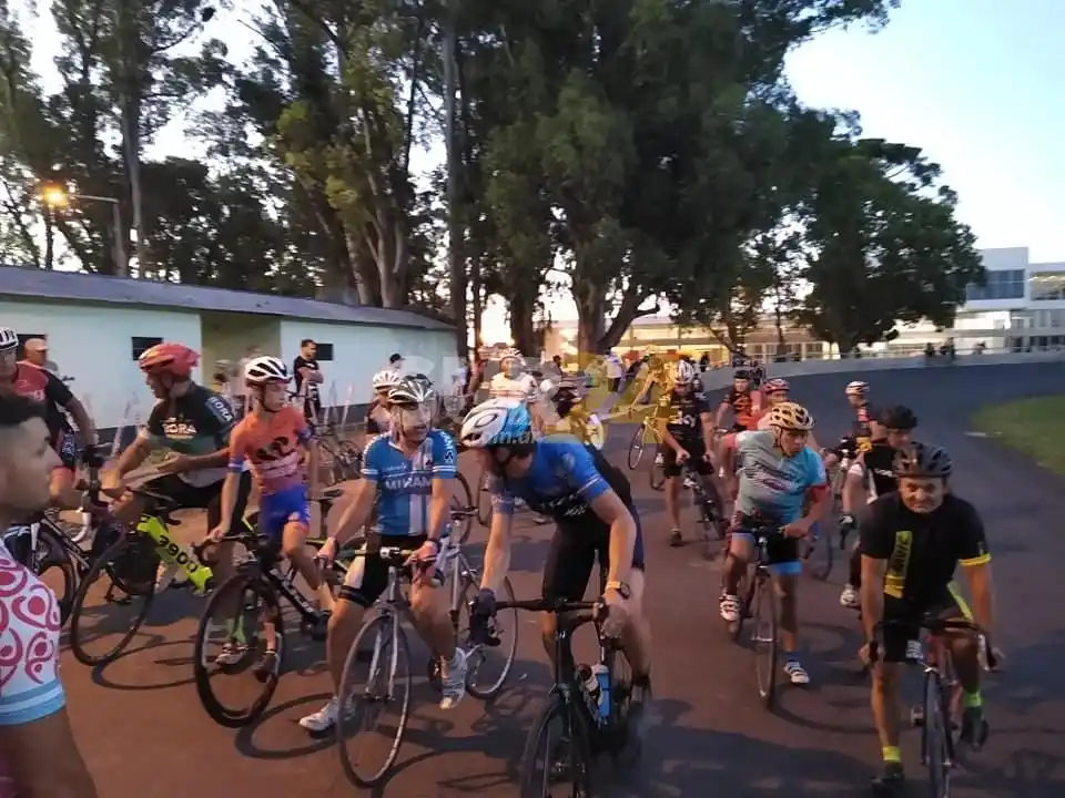 Solicitan solución definitiva a los problemas del velódromo municipal