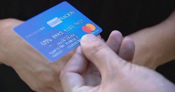 En Azul quieren que se pueda comprar carne del frigorífico con la tarjeta alimentaria