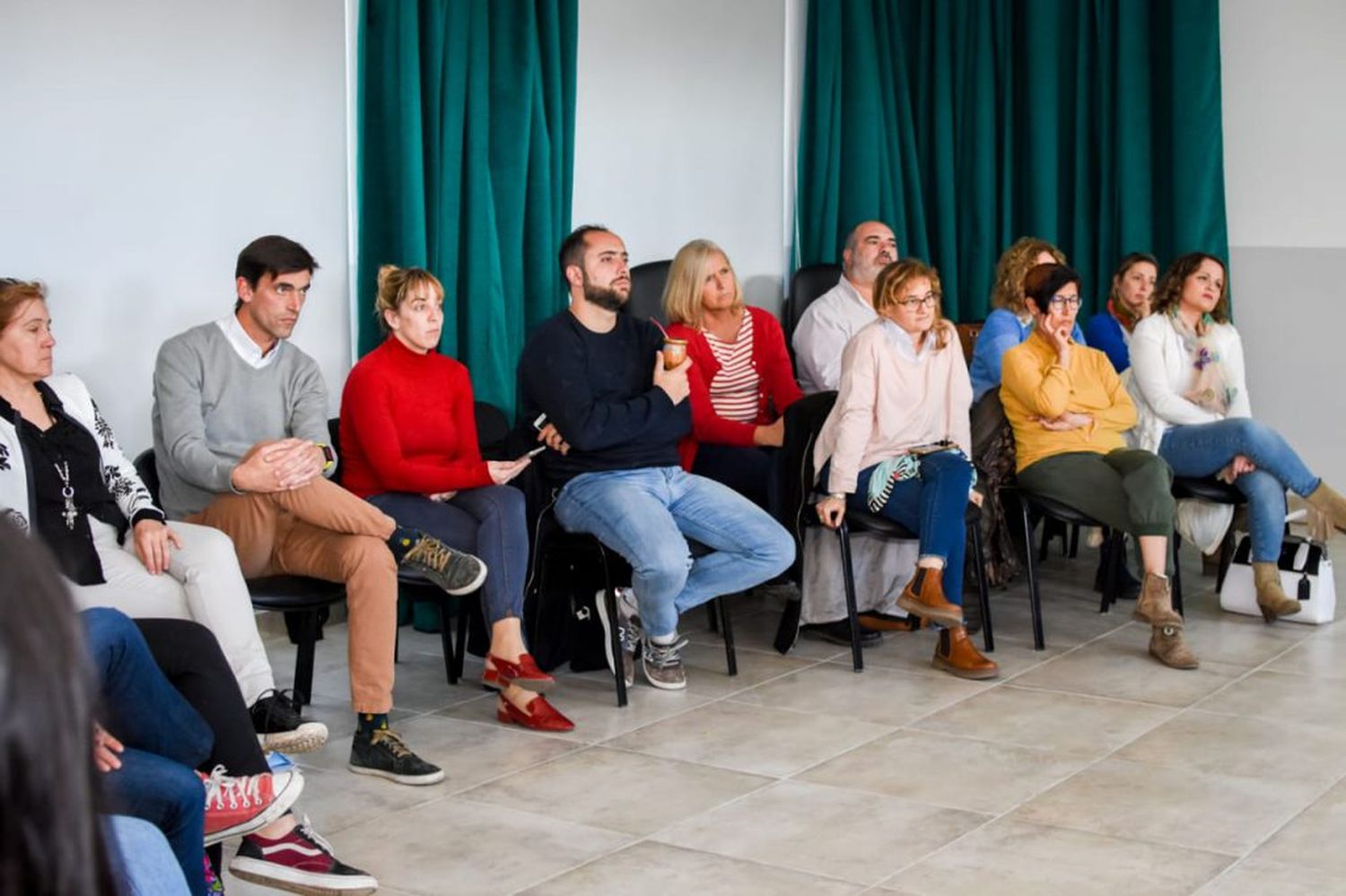 La Mesa contra la Violencia se reunió con los candidatos para abordar la problemática de género