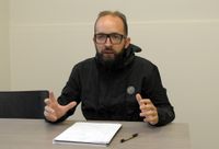 Carrillo y Condino elaboran un proyecto de ordenanza para regular contenedores en la vía pública