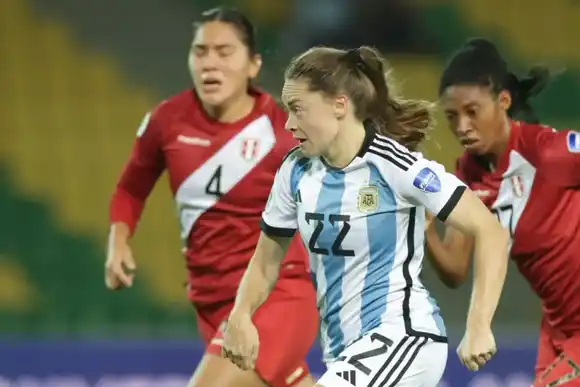 El 20% de las jugadoras recibió mensajes ofensivos durante el último Mundial