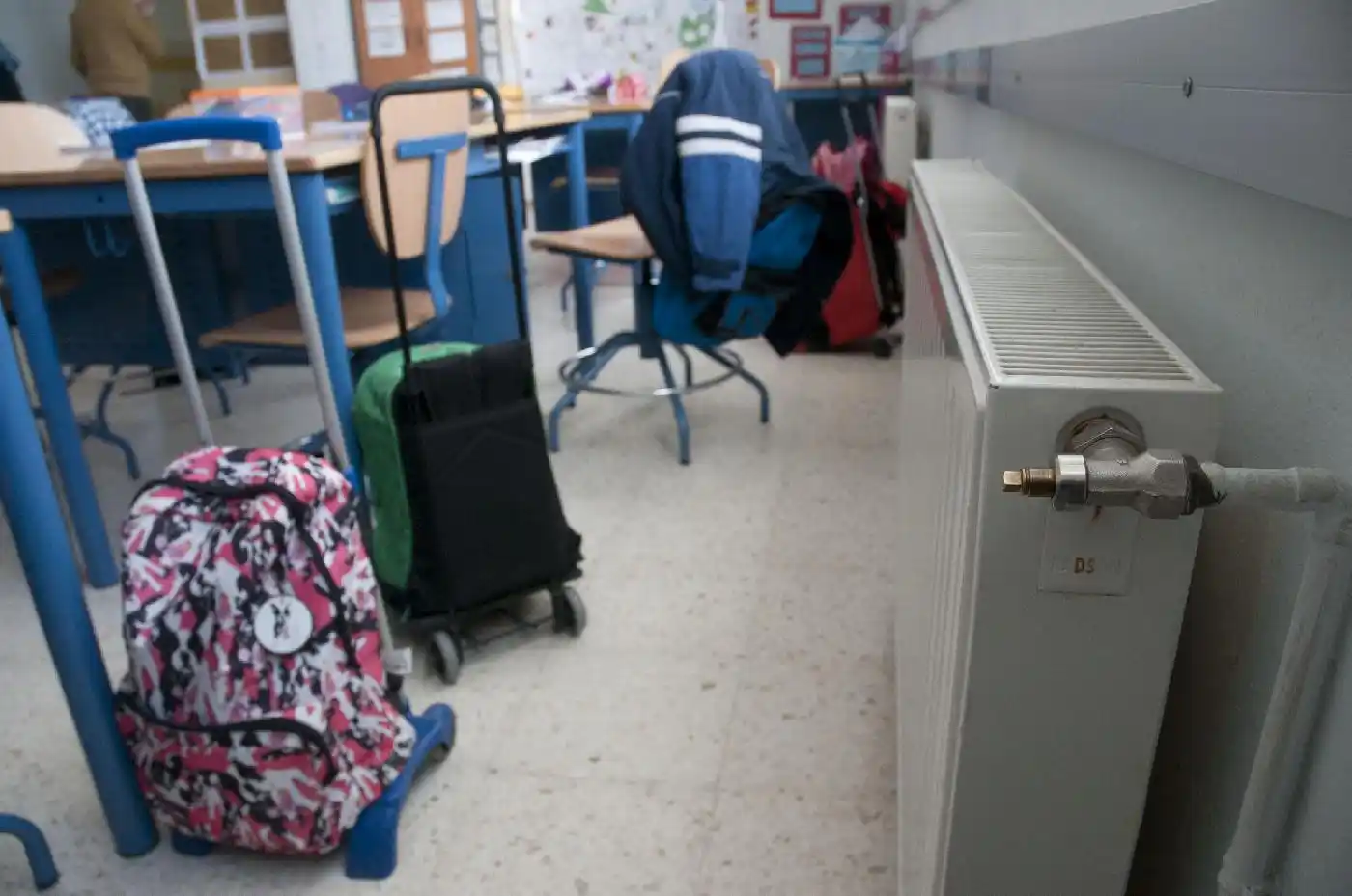 Denuncian falta de clases en Hurlingham: "No mandan al gasista y no pueden enchufar las estufas porque salta la térmica"