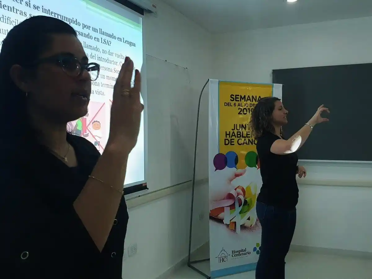 El Hospital prosigue con la enseñanza de la Lengua de Señas