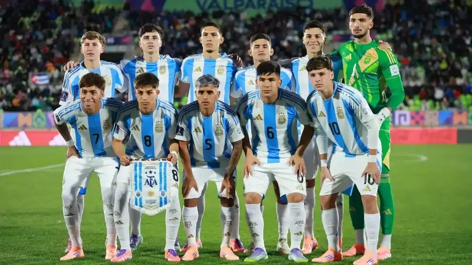 Los chicos argentinos var por otros tres puntos que los acerquen a la clasificación.