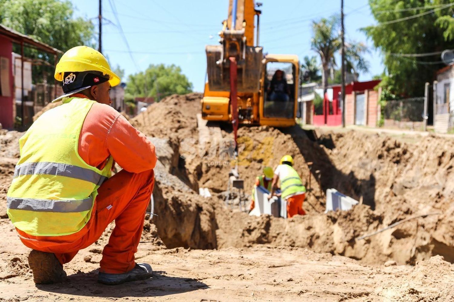 Gran inversión provincial en obras públicas para ocho departamentos