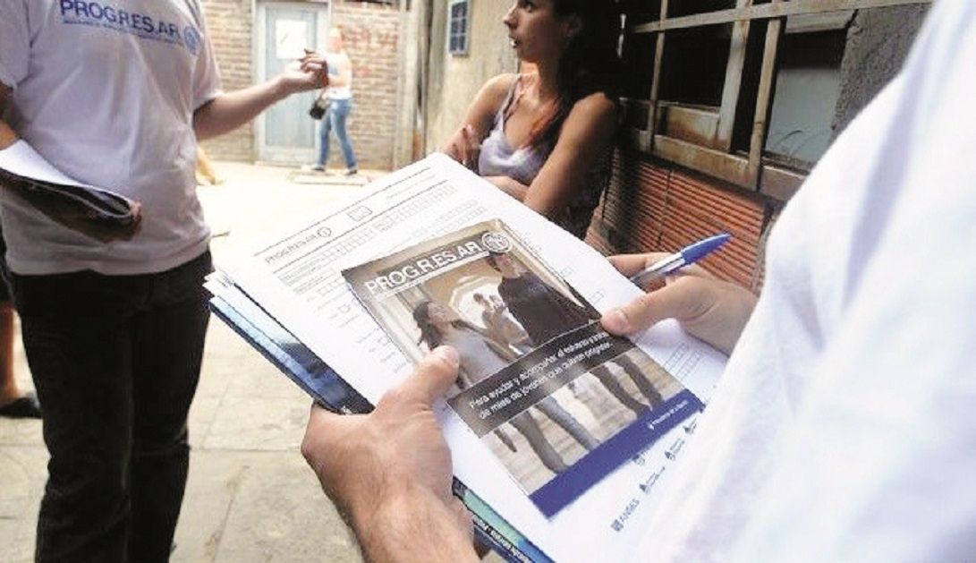 Reclaman por las bajas en el Progresar