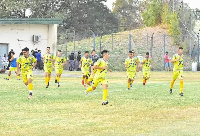 Brote de positivos en Fontana obliga a posponer la serie ante Sol de América