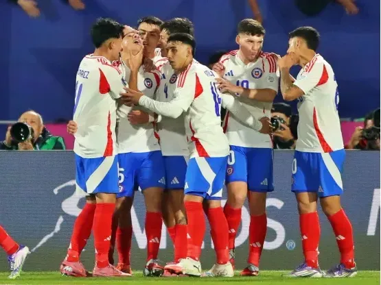 Chile enfrenta a Méxixo buscando los cuartos en el Mundial Sub 20.