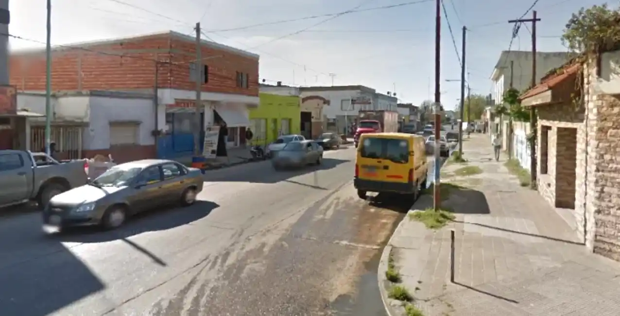 La Plata: delincuentes encerraron en el baño a dos mujeres durante un brutal asalto