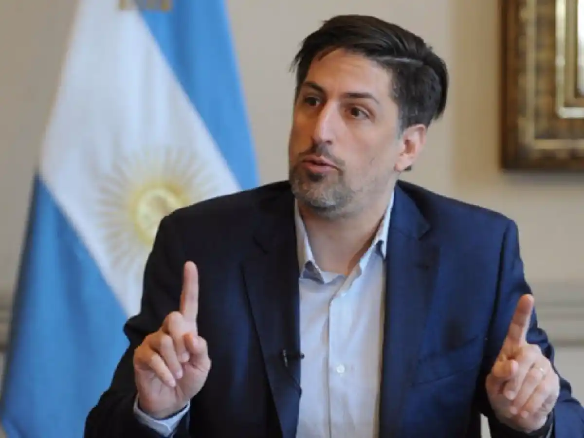 Trotta: "Las declaraciones de Acuña fueron incoherentes y debería pedir perdón"