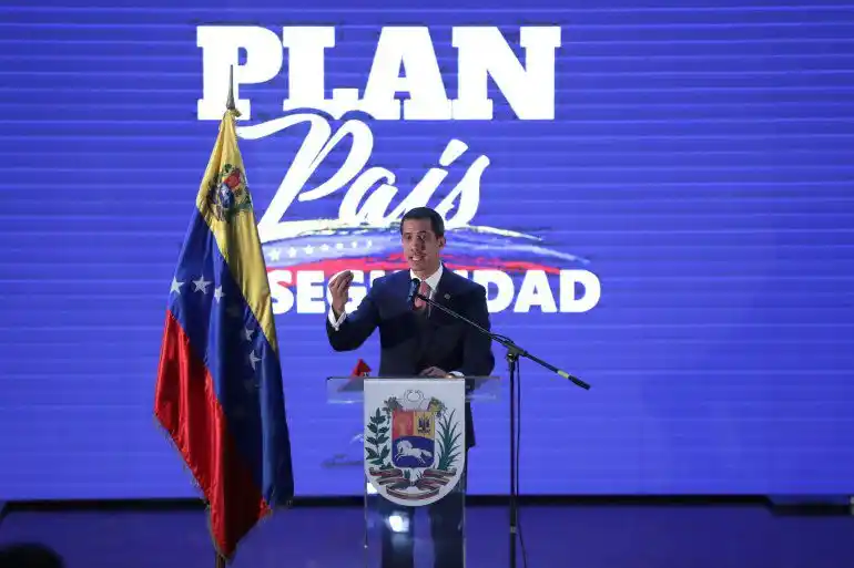 Guaidó propone Gobierno Nacional de Emergencia para resolver la crisis de gasolina en 15 días