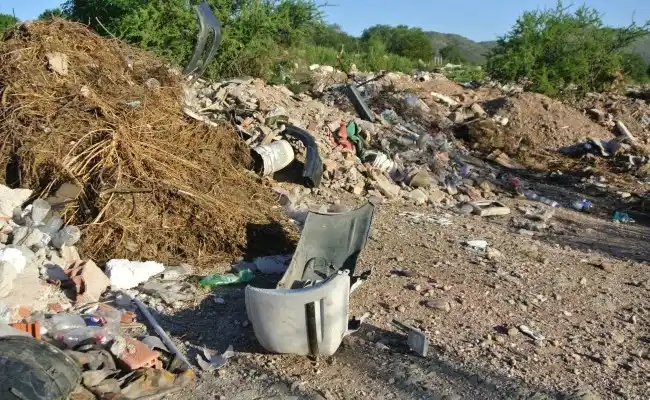 Pergamino: Denuncian a funcionario de ser responsable de planta de residuos clandestina