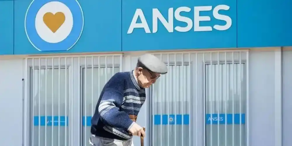 ANSES anunció aumento para jubilaciones, pensiones y asignaciones y bono de $70 mil: a cuánto llegará la mínima en abril