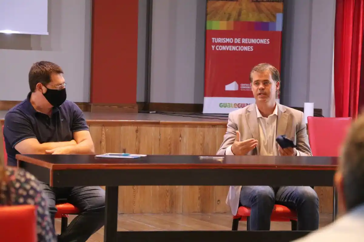 Piaggio encabezó el encuentro para renovar el Consejo Mixto de Turismo