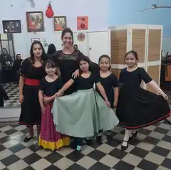 “Alma Calé”, una escuela integral de danzas