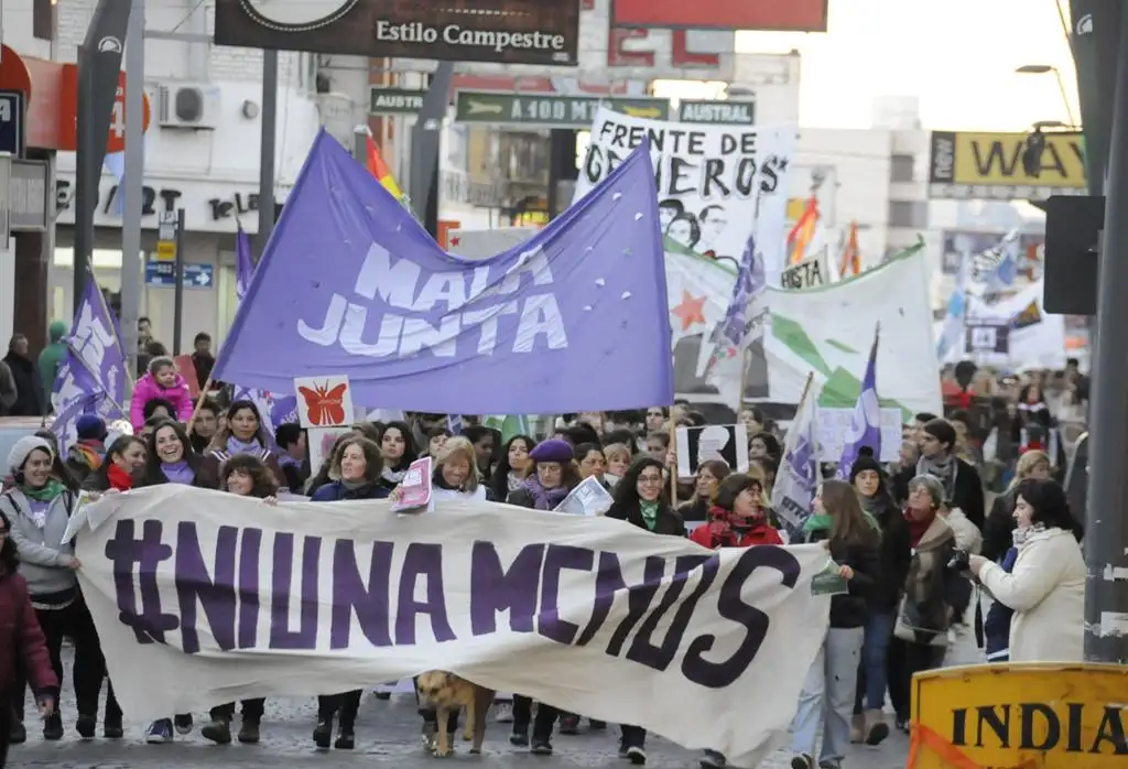 Una multitud volvió a salir a las calles bajo el grito  de “Ni una menos” 
