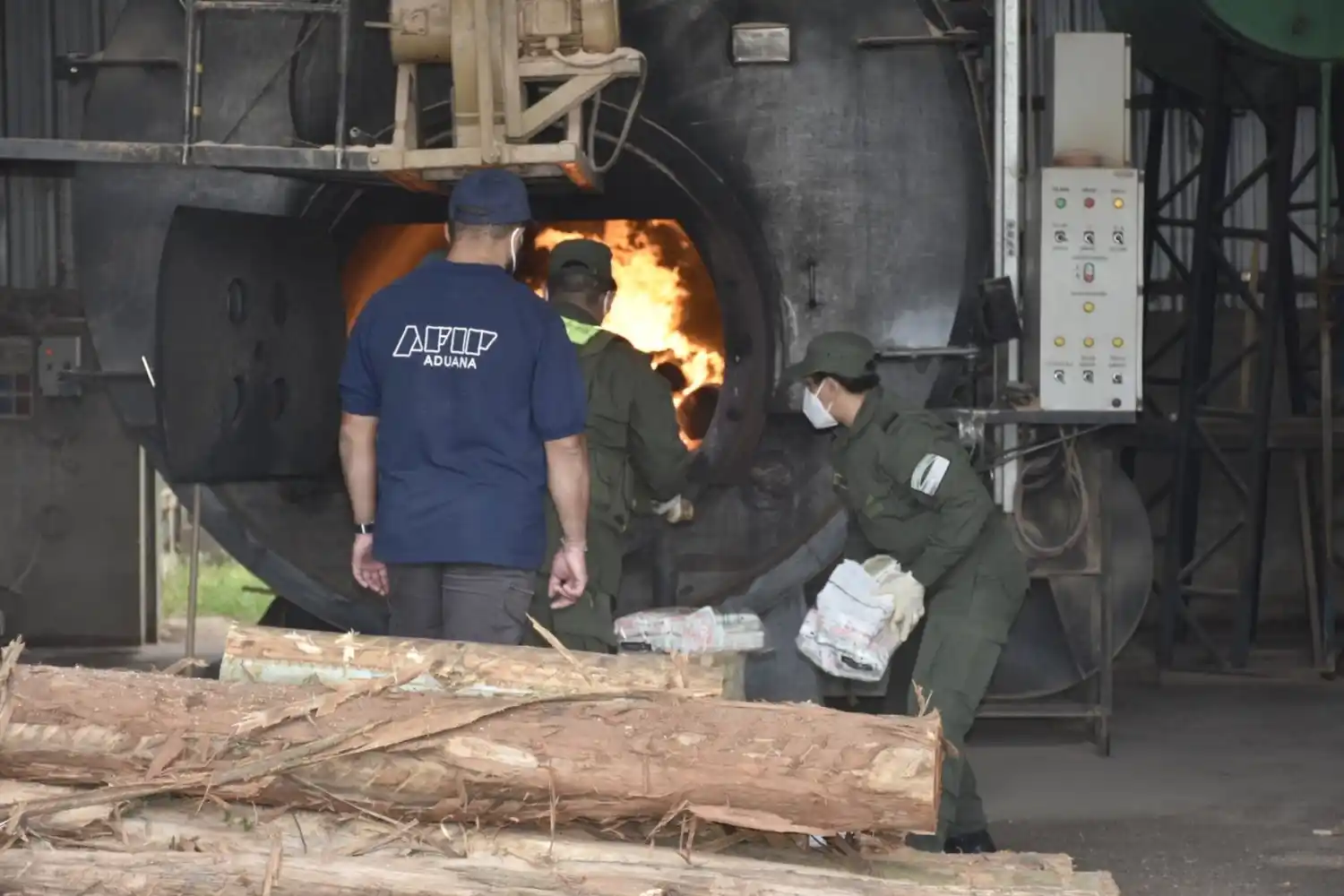 Gendarmería realizó la incineración de estupefacientes en Entre Ríos