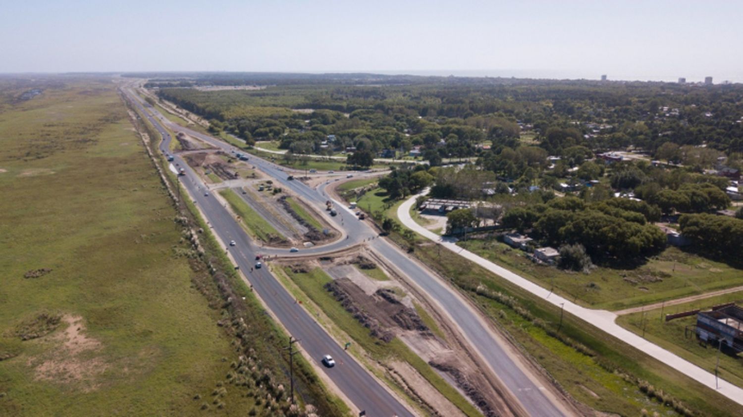 Mar Chiquita: continúan las obras de transformación en Autovía de la Ruta 11