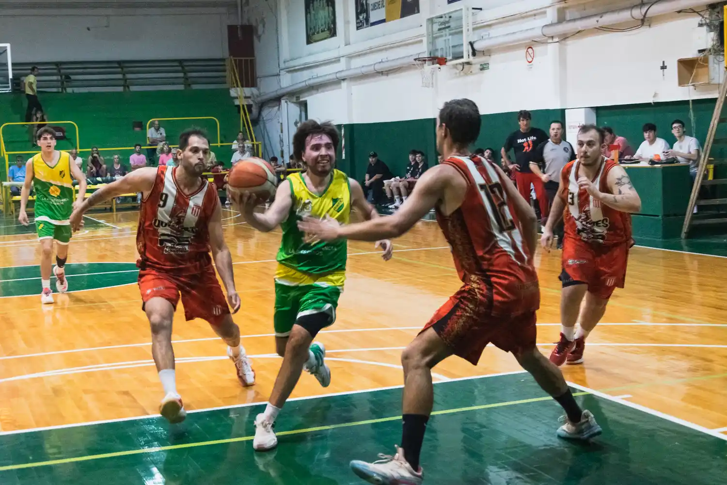 Se larga la fecha 12 del Apertura de básquet