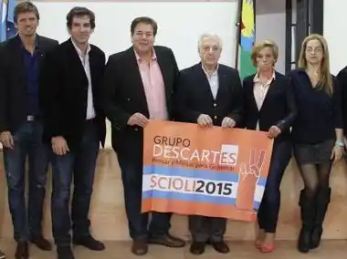 Cuartango desembarcó en La Rioja con el Grupo Descartes bajo el lema "Scioli 2015"