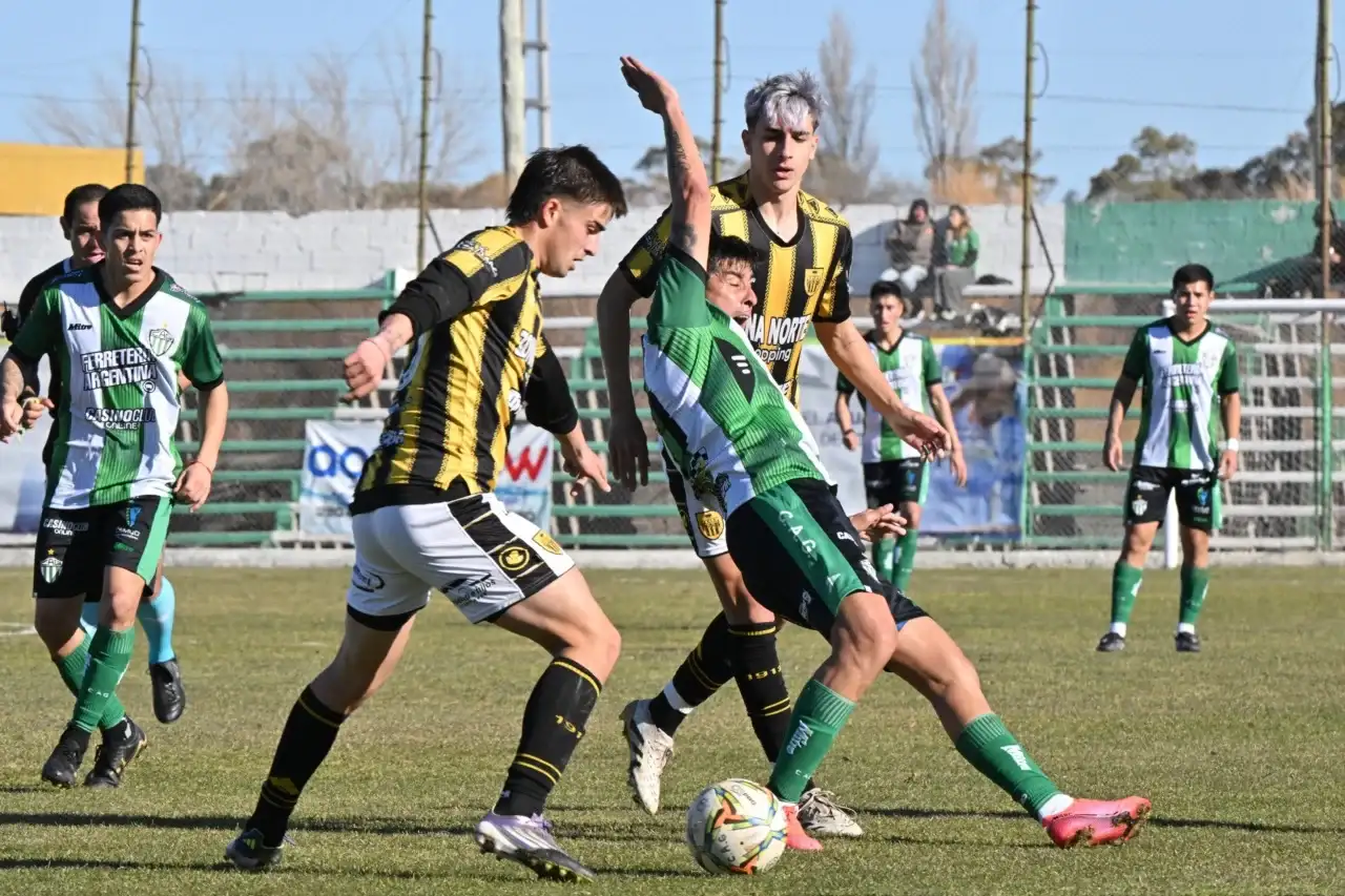 Santamarina cayó en Rawson | Foto: Daniel Feldman - Diario Jornada