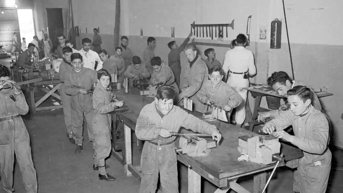 Talleres. En 1954 el Industrial ya contaba con sus aulas taller