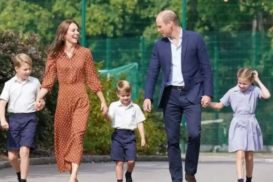 El detalle en la postal navideña del príncipe William y Kate Middleton que generó preocupación