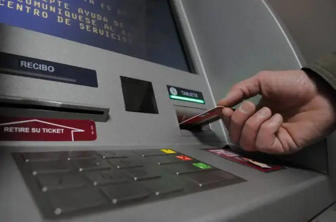 Bancarios realizan este lunes un paro en todo el país: cómo afecta la medida