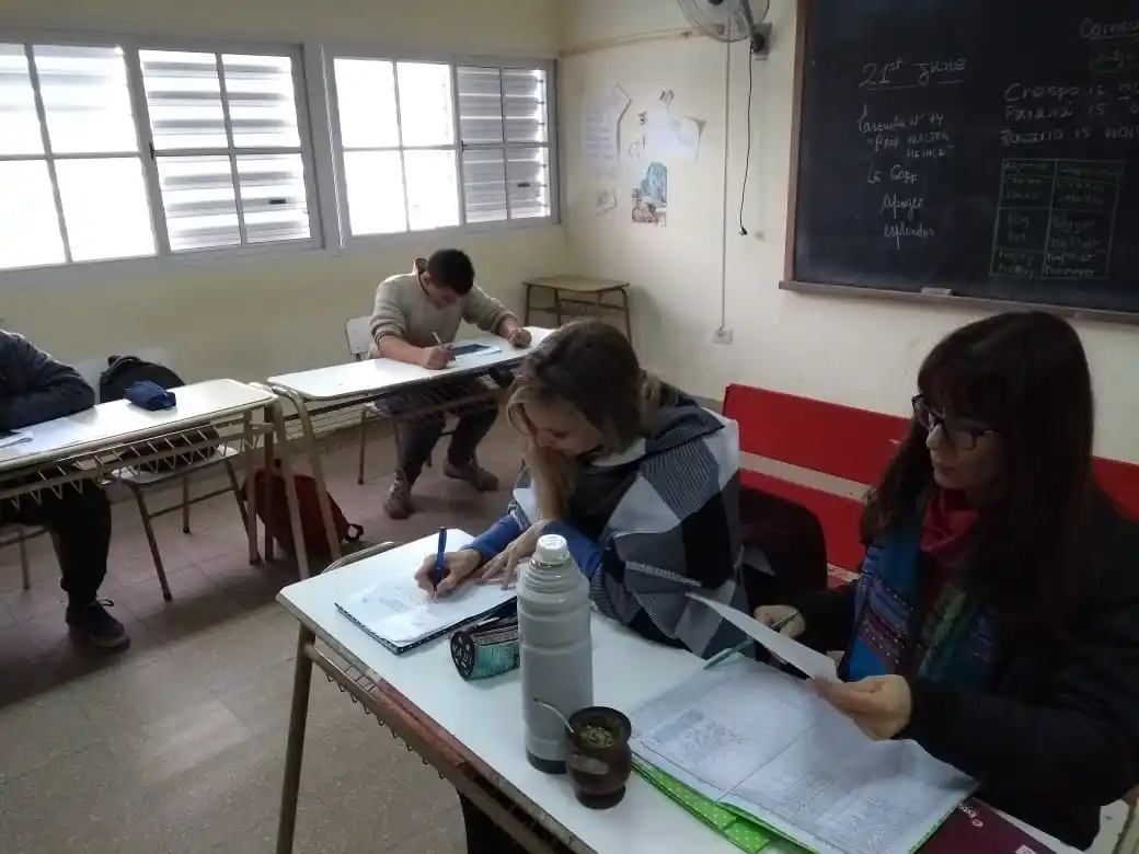 Apasionados por la historia, representan a su escuela en la instancia provincial