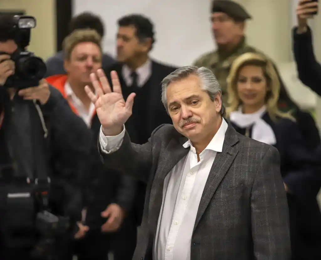 Fernández, Cristina Kirchner y Kicillof analizaron las PASO en el Instituto Patria