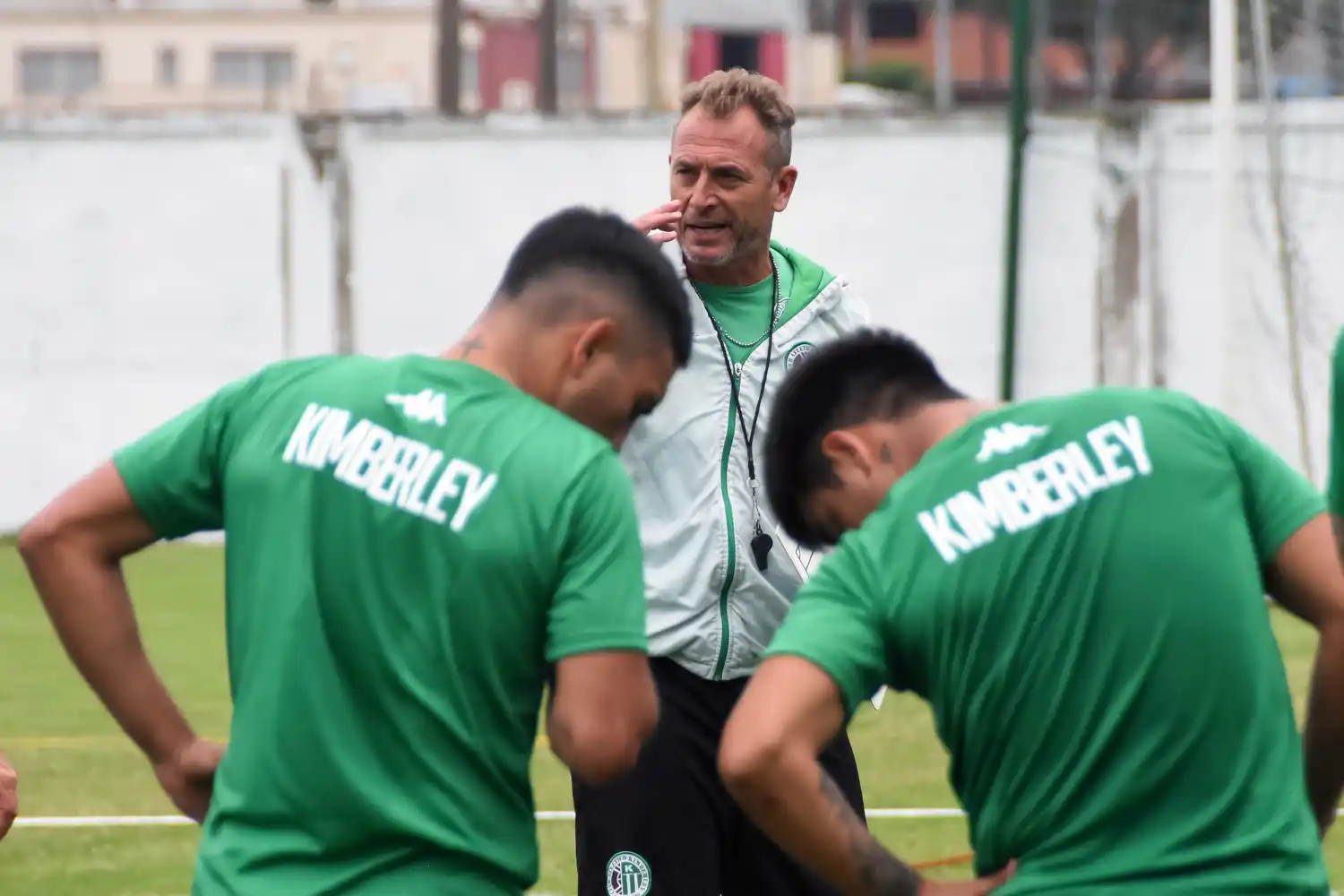 El plantel de Kimberley en las prácticas