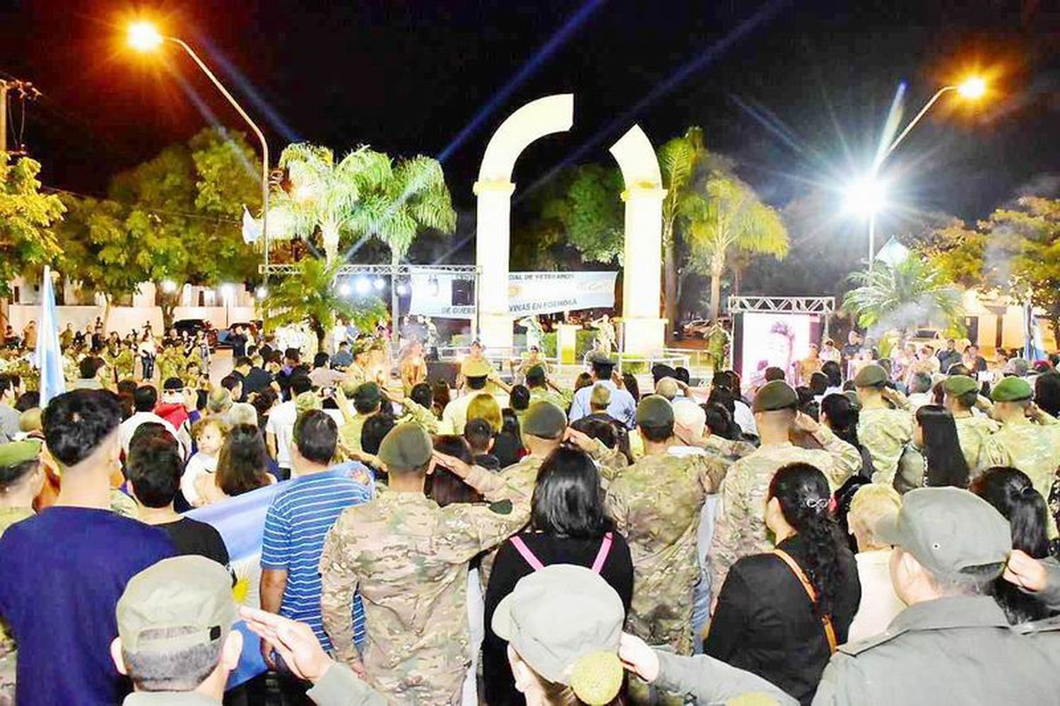 Sentido homenaje y reconocimiento a los 
Veteranos y Caídos en la Guerra de Malvinas