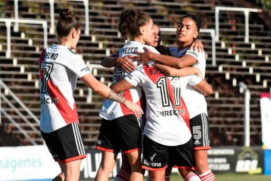 Platense y River inician la primera fecha de la Copa de la Liga Femenina