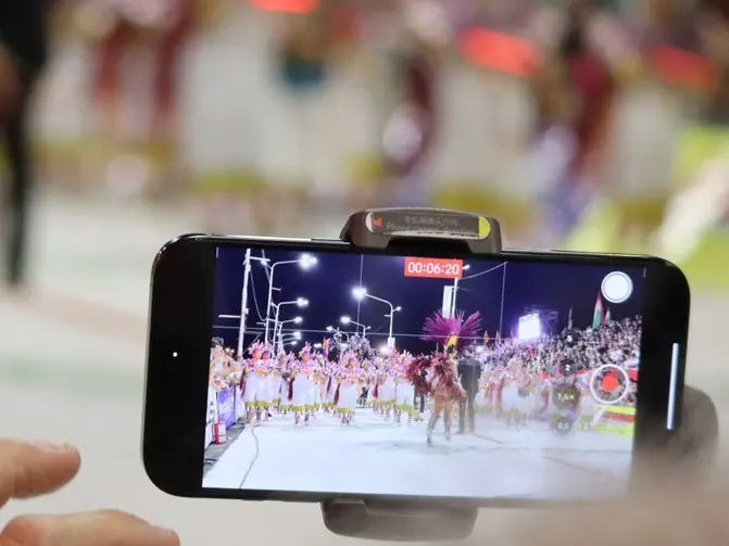 Cuando la prensa no entra en el carnaval