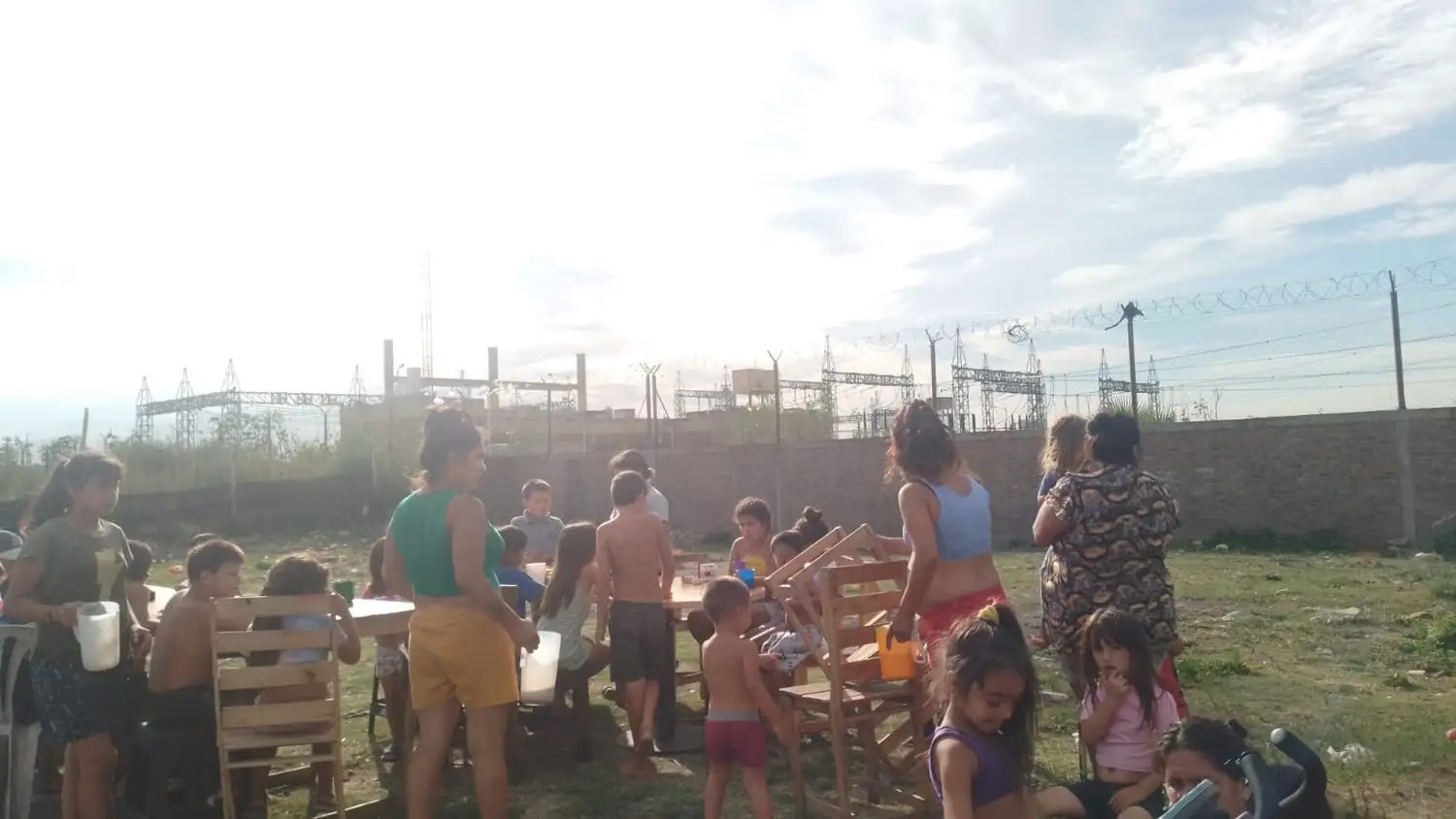 Chicos de la vía