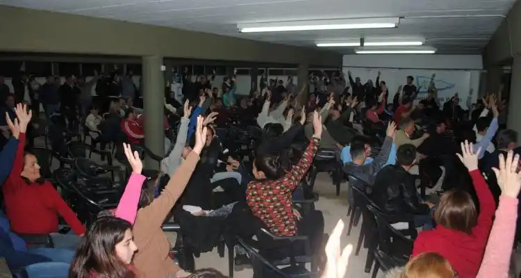 El Club Náutico realizará una reunión informativa sobre el predio que compararán