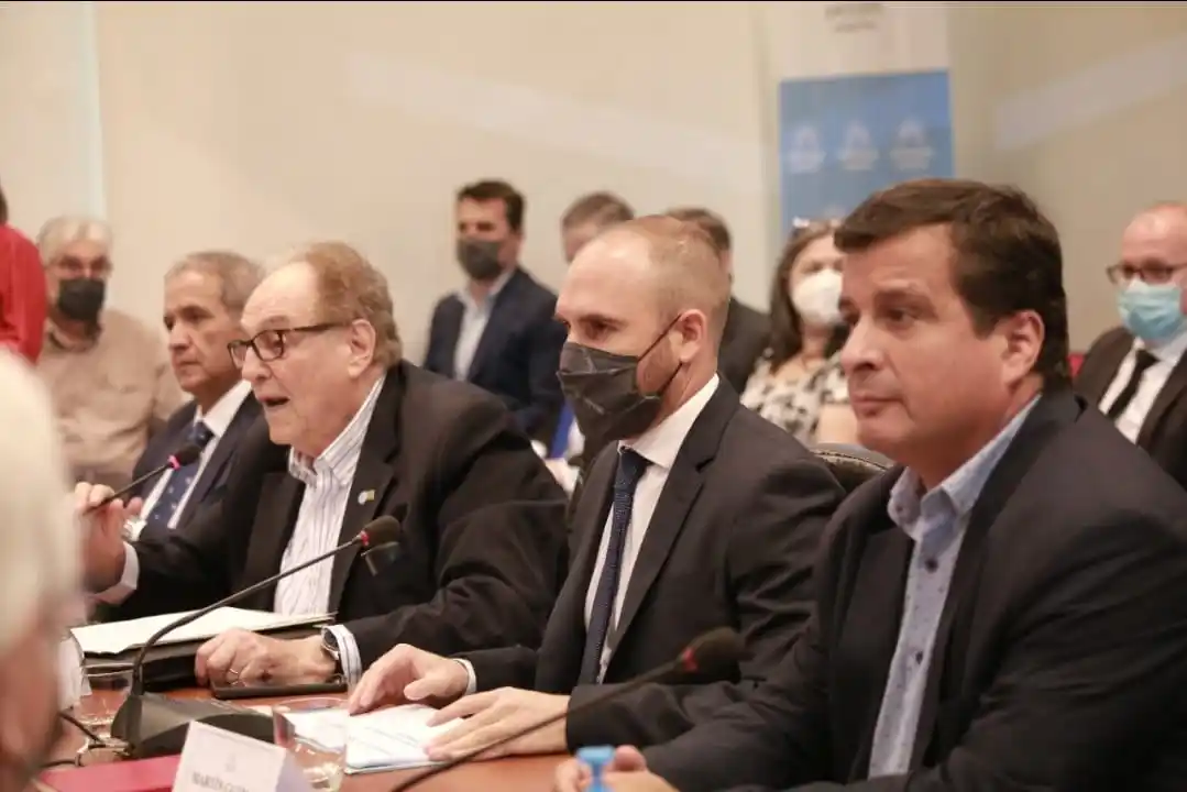 Presupuesto: Guzmán reconoció el problema de la inflación y la necesidad de acumular reservas