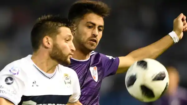 Por penales, Gimnasia le ganó a River y es finalista de la Copa Argentina